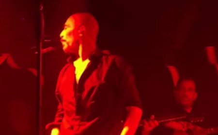 Απίστευτο σκηνικό σε live του Βαλάντι: Εκνευρίστηκε με τους μουσικούς και έφτυσε στη σκηνή, τι απάντησε ο ίδιος –  Δείτε βίντεο