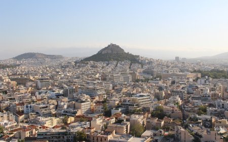 Δήμος Αθηναίων: Ενίσχυση του Πολυδύναμου Κέντρου Αστέγων μέσω κοινωνικών συνεταιριστικών επιχειρήσεων