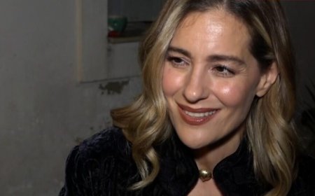 Η Νατάσσα Μποφίλιου απαντά για πρώτη φορά μετά την απαγόρευση Χατζιδάκι: «Ας αφήσουμε τα τραγούδια και τη μουσική να μιλήσουν»