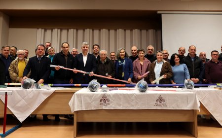 Παρουσία της Σ. Σακοράφα η Περιφέρεια Ανατολικής Μακεδονίας και Θράκης παρέδωσε εξοπλισμό σε σωματεία-μέλη του ΣΕΓΑΣ