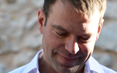 Κασσελάκης για Τσίπρα: Του μίλησα για ένα τάνκερ που είχαν πιάσει στο Τέξας και με ρωτάει “έχει θάλασσα εκεί;”