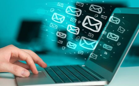 Νέα απάτη με email δήθεν του Υπουργείου Ανάπτυξης για «δωρεάν πακέτο γιορτών»