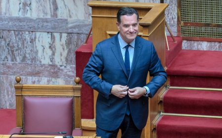 Άδωνις στη Βουλή: Διπλάσιες οι δαπάνες στον προϋπολογισμό για την υγεία το 2026