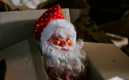 «Xάρτης» πληρωμών Δεκέμβριος 2025: Τι θα μπει στους λογαριασμούς από ΕΦΚΑ και ΔΥΠΑ