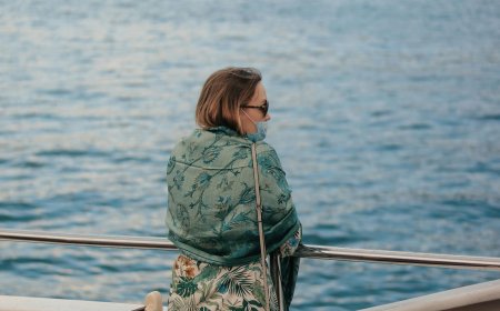 Εκπτώσεις σε ακτοπλοϊκά και αεροπορικά για τους αναπληρωτές τα Χριστούγεννα: Δείτε τις εταιρείες