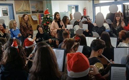 Κομοτηνή: Ένα «Xmas Magic Bus», το «Last Christmas» του George Michael, και η σύμπραξη του Μουσικού Σχολείου με δύο Ειδικά Σχολεία