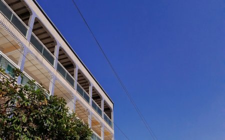 Κυψέλη μαχαίρωμα σε σχολείο: Μαθητές κλείδωσαν διευθυντές