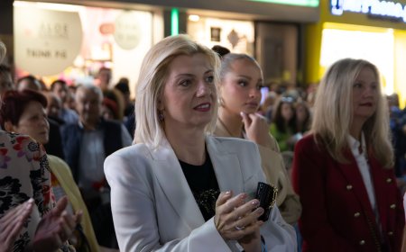 Εορταστικό ωράριο από σήμερα στην αγορά της Κομοτηνής