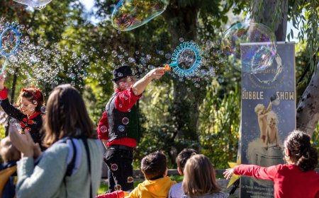 Η Αθήνα αποκτά τη δική της Χριστουγεννιάτικη Αγορά στην πλατεία Κοτζιά