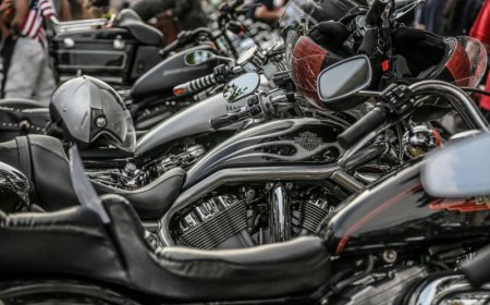 Δήμος Πειραιά: Κοινωνική προσφορά και εορταστικό κλίμα στο Harley Davidson Toy Run 2025