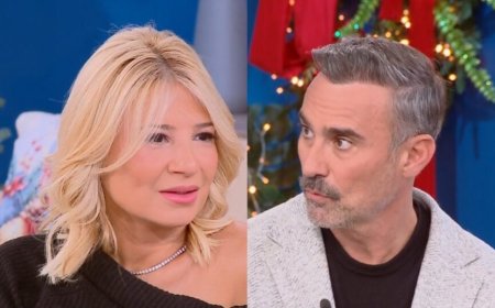 Γιώργος Καπουτζίδης: «Η τηλεόραση είναι τοξική» – Φαίη Σκορδά: «Μην τσουβαλιάζεις, έχεις κάνει το Παρά Πέντε, είσαι στο Voice»