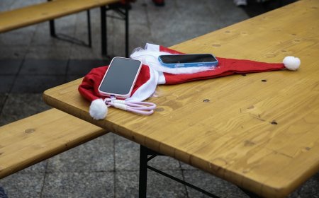 Κλειστοί δρόμοι σήμερα στην Αθήνα για το Athens Santa Run 2025