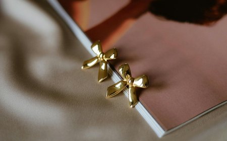 Χρυσός γάμος στην Τουρκία: Έλουσαν τη νύφη με κοσμήματα και αναγκάστηκε να… καθίσει