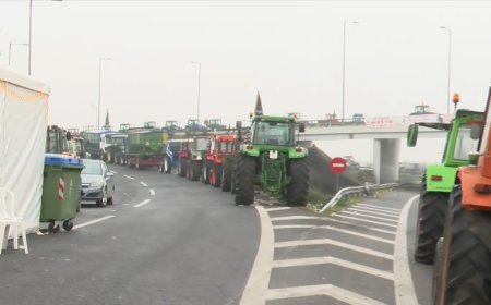 Αγρότες: Ημέρα αναδιάταξης για τη διέλευση των εκδρομέων – Εικόνα από τα μεγάλα μπλόκα