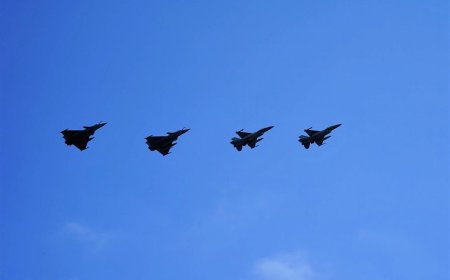 Ιαπωνία: Ιστορική στροφή στην αμυντική πολιτική