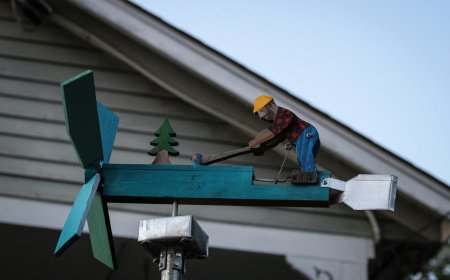 Το πάρκο από ανακυκλώσιμα υλικά στη Λέσβο