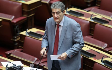 Γιαννούλης – Βούλτεψη: Αποχώρησε μετά από καβγά ο βουλευτής του ΣΥΡΙΖΑ