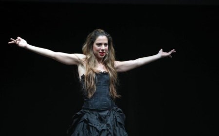 Ηλιάνα Μαυρομάτη: «Θα ήταν αστείο εάν ισχυριζόμουν ότι οι γονείς μου δεν επηρέασαν σε μεγάλο βαθμό τον επαγγελματικό μου προσανατολισμό»