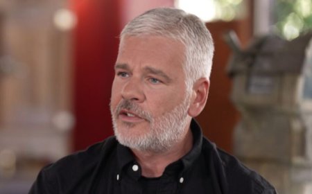 Νίκος Γρίτσης: «Έμεινα στη φυλακή 15 μήνες και στην απομόνωση άρχισα να γράφω στίχους»