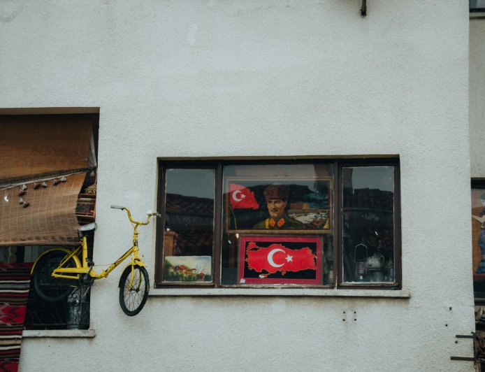 Μαθητές με αυτισμό Τουρκία: Αντιδράσεις για βίντεο που τους δείχνει δεμένους στα θρανία