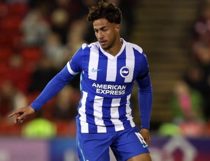 Κωστούλας Μπράιτον: Η τρέλα των οπαδών των «γλάρων» προς τον Έλληνα επιθετικό