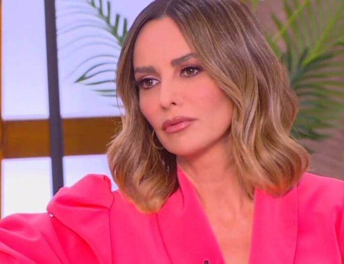 Η Μπέττυ Μαγγίρα απαντά για την Τζο Κουτσοκώστα: «Αναλαμβάνω την ευθύνη, αλλού έπρεπε να πέσουν οι προβολείς»