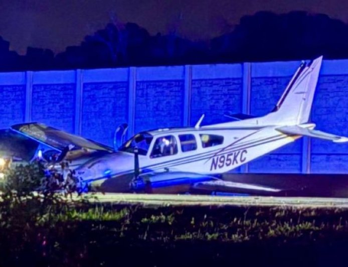 Φλόριντα: Αεροσκάφος «προσγειώθηκε» πάνω σε εν κινήσει αυτοκίνητο