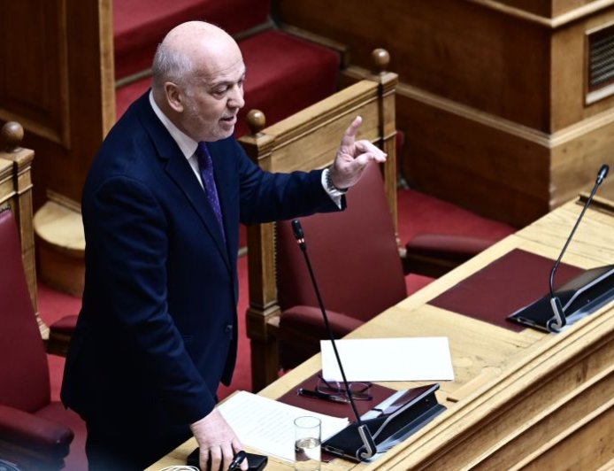 Αγρότες – Φλωρίδης: «Γκάνγκστερς» όσοι προκάλεσαν επεισόδια