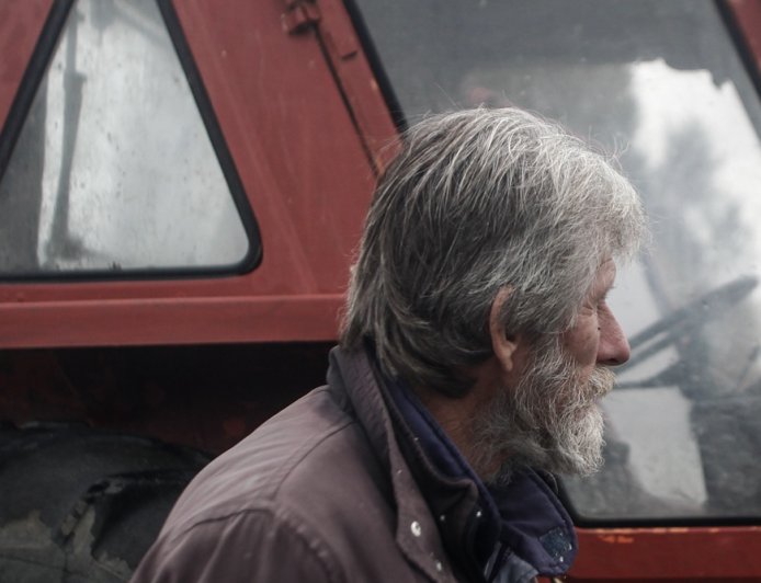 Επεισόδια αγρότες: Ξύλο και χημικά πριν τη γέφυρα Ρίου – Αντιρρίου