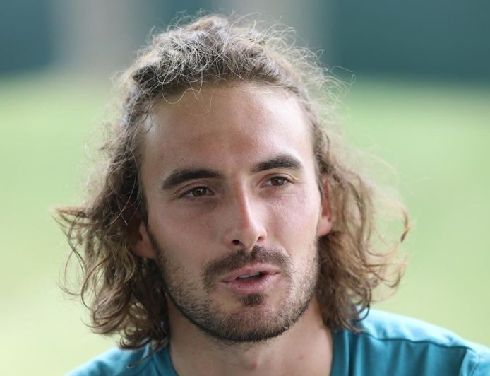 Τσιτσιπάς δίπλωμα: «Σας κοροϊδεύει όλους», λέει Έλληνας κάτοικος του Μονακό