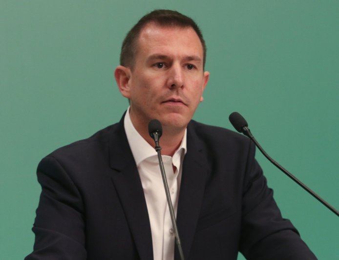 Παρασκευαΐδη – Δουδωνής: Ο βουλευτής Λέσβου “άναψε φωτιές” στο ΠΑΣΟΚ