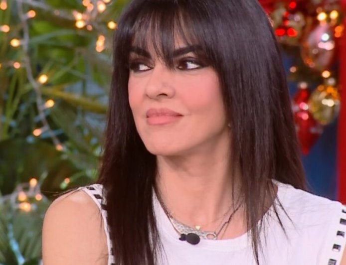 Μαρία Σολωμού: «Δεν σκέφτομαι καθόλου τον γάμο, είμαι σχεσάκιας αλλά έχω και το single mentality»