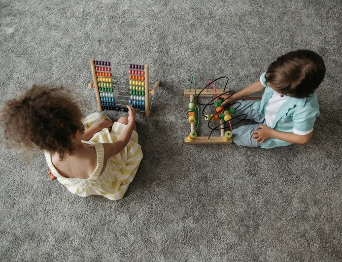 Νηπιαγωγείο ΑΜΕΑ Πάτρα: Νηπιαγωγός κατηγορείται για κακοποίηση νηπίων – Βίντεο σοκ