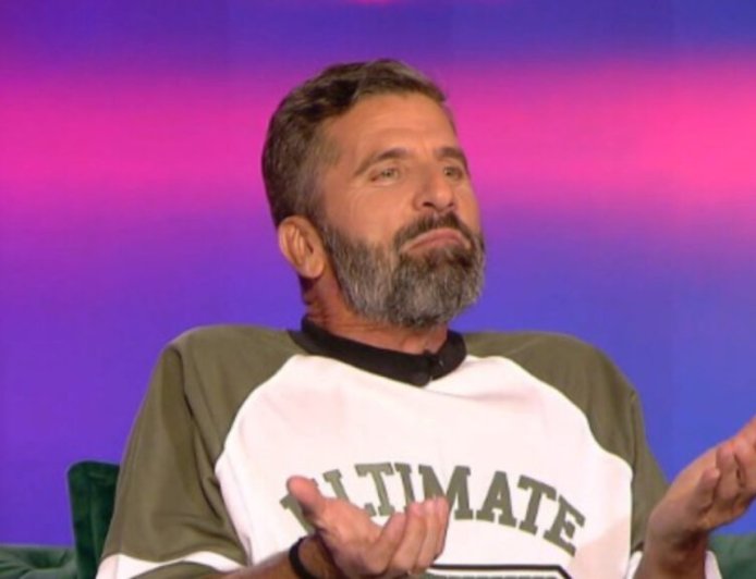 Θανάσης Βισκαδουράκης: «Κλείδωσα συναισθηματικά για να επιβιώσω»