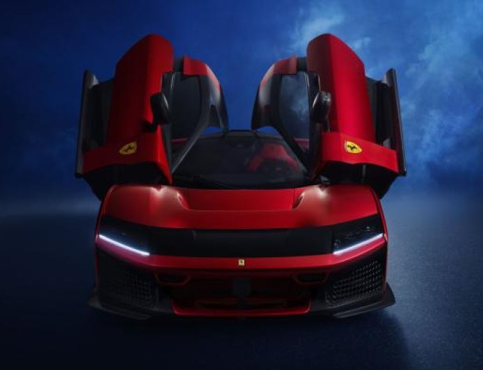 Πόσες Ferrari έχουν πουληθεί φέτος στην Ελλάδα;