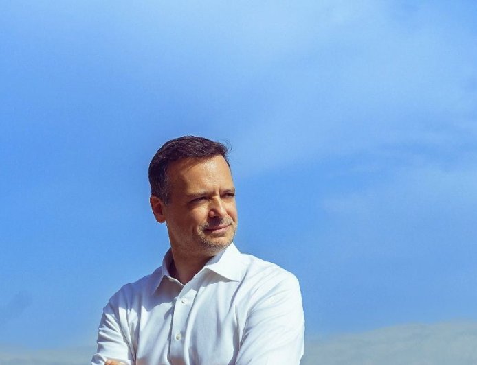 Rave Party στη Λαμπρινή: Κόντρα Γεωργιάδη – Δούκα στον ΣΚΑΪ