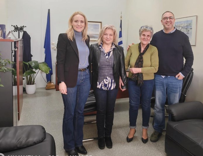 Με τη διοικήτρια του νοσοκομείου Κομοτηνής συναντήθηκε η Πρόεδρος της ΔΕΕΠ Βούλα Ελευθεριάδου