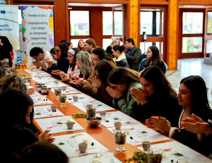 Διατροφικός γραμματισμός και γευσιγνωσία ελληνικών βοτάνων σε ημερίδα του ΔΠΘ