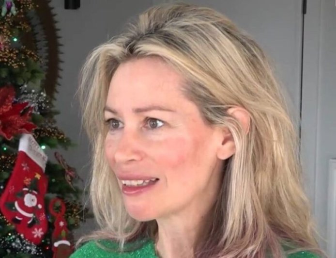 Άριελ Κωνσταντινίδη: «Τώρα νιώθω ότι έχω ολοκληρωμένη την οικογένειά μου»