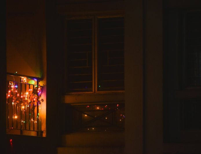 Στόλισε το σπίτι για τη σύζυγό του που λάτρευε τα Χριστούγεννα: Μια συγκινητική ιστορία στην Καρδίτσα