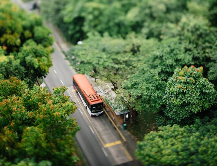 Η Αθήνα αποκτά δημοτική συγκοινωνία: Επτά γραμμές για γειτονιές χωρίς αποκλεισμούς