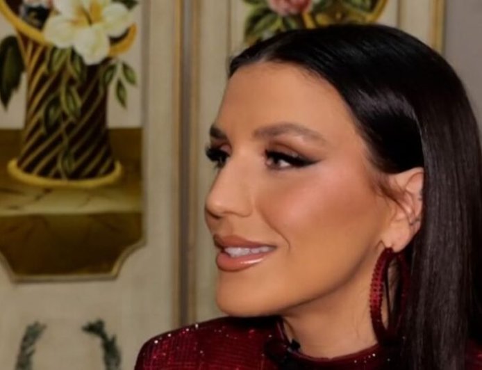 Ιουλία Καλλιμάνη: «Έχω μια διαφορετική αντιμετώπιση επειδή είμαι η Καλλιμάνη και αυτό μου αρέσει»