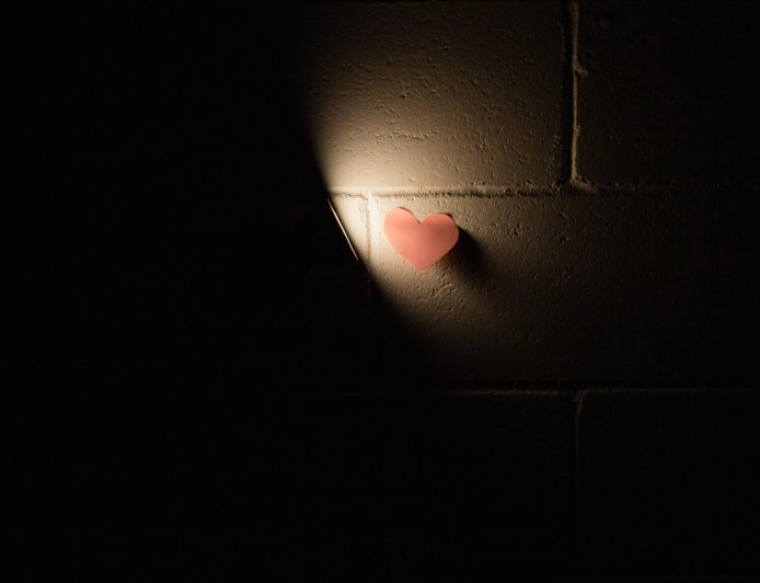 Αγωγή σε ιερέα για το προξενιό: Πρωτοφανής μήνυση στο Ηράκλειο