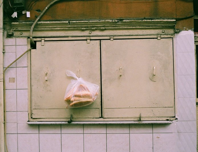 Έλεγχοι από την Περιφέρεια Αττικής σε επιχειρήσεις εστίασης: 628 παραβάσεις και βαριά πρόστιμα