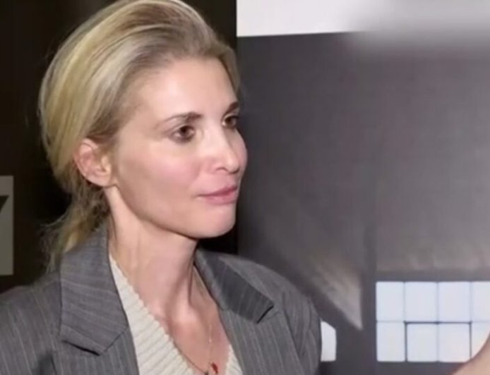 Νίκη Κάρτσωνα για τον γάμο της: «Όσο αφήνεις τον άλλον ελεύθερο, δεσμεύεται πιο πολύ»