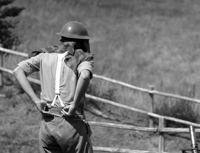 Τα κρητικά κάλαντα του μετώπου: Όταν η Πρωτοχρονιά αντηχούσε μέσα στα χαρακώματα