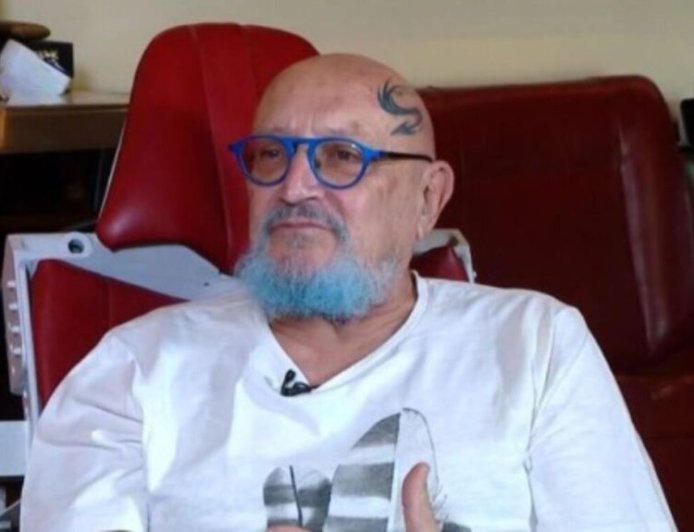 Ο Δημήτρης Αρβανίτης κατακεραυνώνει τον «Καποδίστρια» του Γιάννη Σμαραγδή: «Παλιομοδίτικο, γερασμένο, με έπιασε κατάθλιψη»