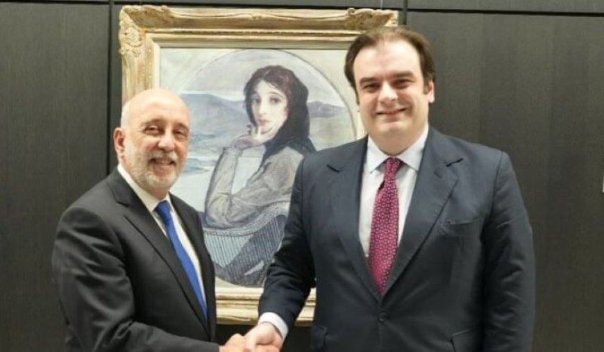 Πιερρακάκης Ιρλανδία: Το δώρο του υπουργού στον Κεντρικό Τραπεζίτη της Ιρλανδίας