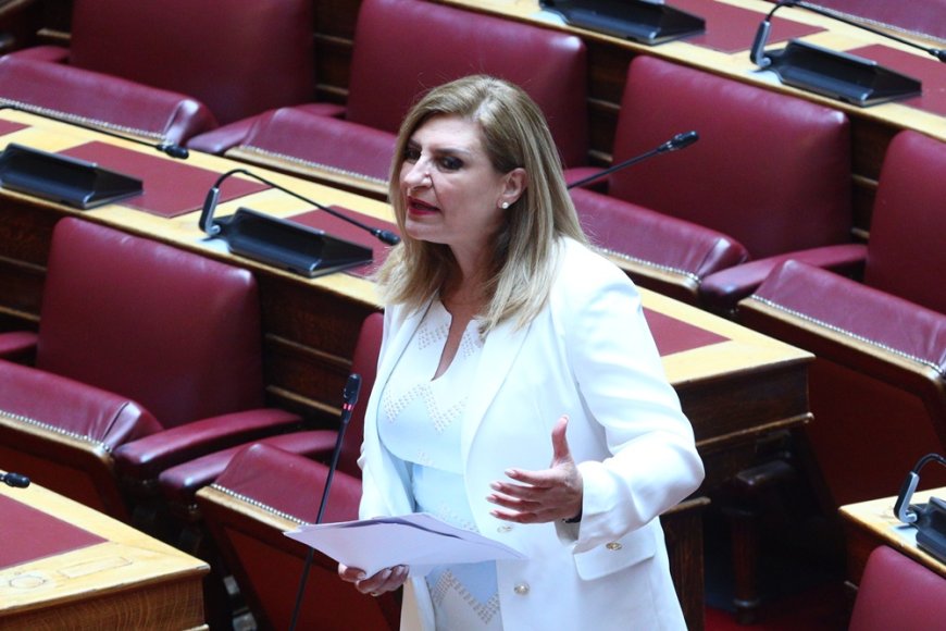 ΟΠΕΚΕΠΕ Εξεταστική: Άγρια κόντρα Λαζαρίδη – Λιακούλη