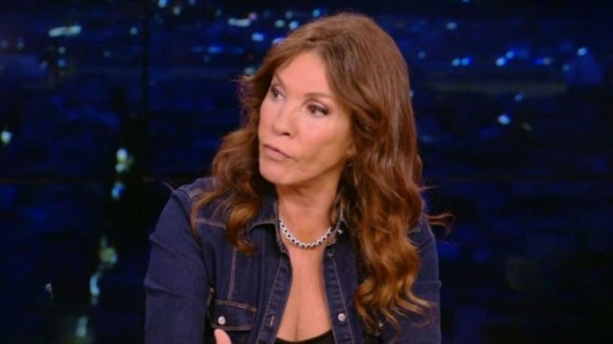 Η Βάνα Μπάρμπα «έφαγε» κλήση για παράνομο παρκάρισμα στο Καλλιμάρμαρο – Το αυτοκίνητό της δεν είχε πινακίδες